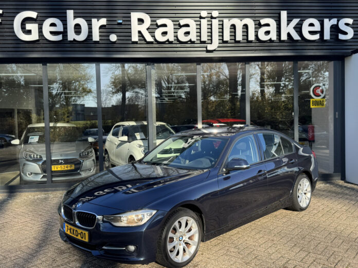 BMW 3 Serie 320d Edition Business Navi ECC