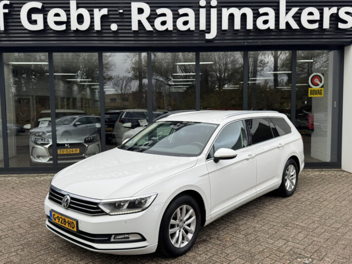 Volkswagen Passat Variant 1.6 TDI Highline ACC Navi Camera