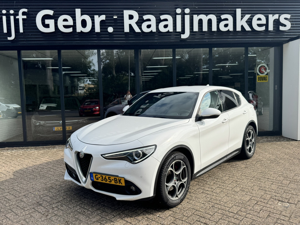 Alfa Romeo Stelvio 2.2d Super Navi Xenon Leder