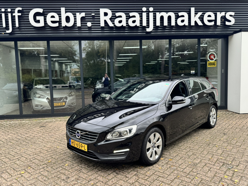 Volvo V60 2.4 D6 Twin Engine Summum Leder Navi
