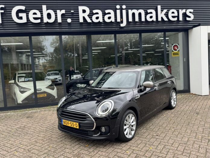 MINI Clubman 1.5 Cooper Automaat LED Navi ECC Stoelverwarming