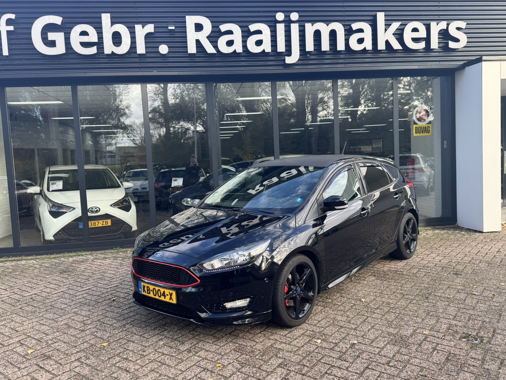 Ford Focus 1.5 150pk Black Edition Navi Airco